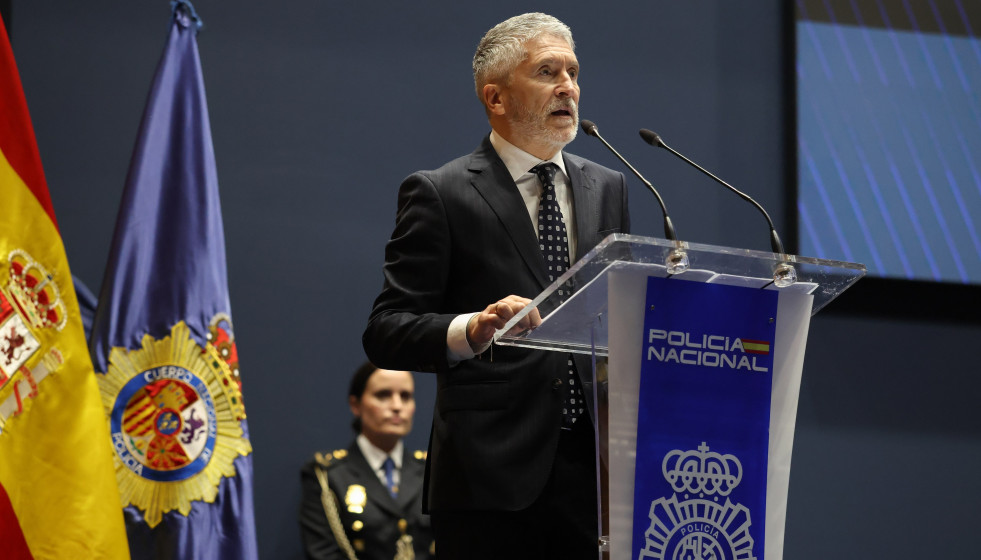 Archivo - El ministro de Interior, Fernando Grande-Marlaska, durante un acto de la Policía Nacional
