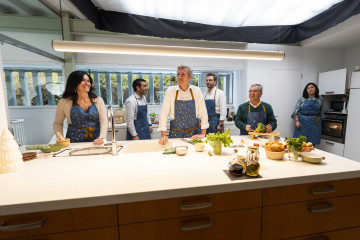 El presidente del PPdeG, Alfonso Rueda, durante la grabación de su felicitación de Navidad.