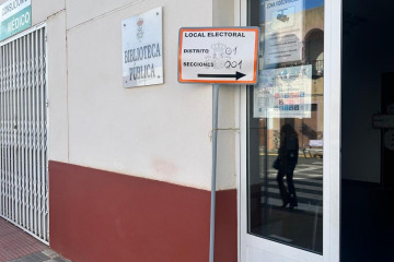 Colegio electoral en las elecciones autonómicas del 21 de diciembre en Extremadura