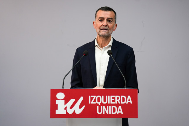 El coordinador federal de IU y candidato a la Presidencia de la Junta por la coalición Por Andalucía, Antonio Maíllo, ofrece una rueda de prensa sobre distintos temas de actualidad política tanto de ámbito nacional como andaluz.
