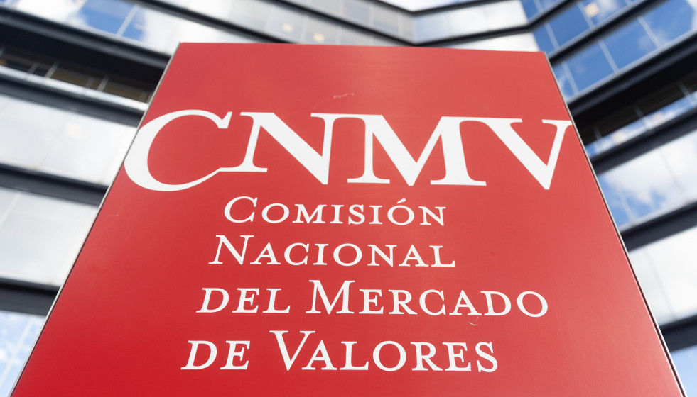 Archivo - Exterior de la sede de la Comisión Nacional del Mercado de Valores (CNMV), a 20 de noviembre de 2025, en Madrid (España).