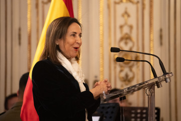 La ministra de Defensa, Margarita Robles, durante el acto de imposición de condecoraciones, en el Cuartel General del Ejército de Tierra, a 5 de diciembre de 2025, en Madrid (España).