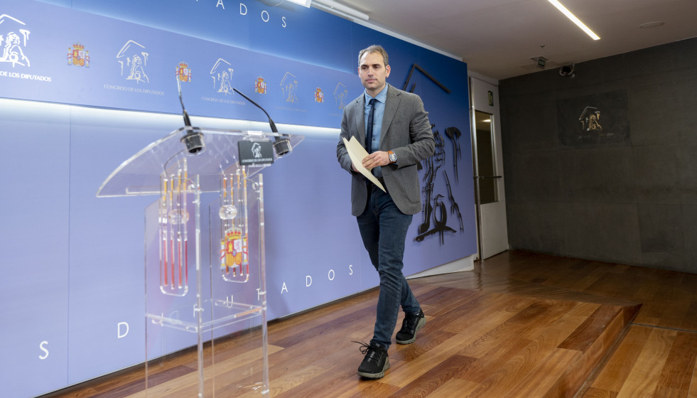 Archivo - El coordinador de IU Andalucía y diputado de Sumar en el Congreso, Toni Valero, en una imagen de archivo.