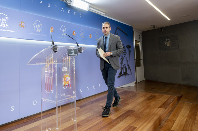 Archivo - El coordinador de IU Andalucía y diputado de Sumar en el Congreso, Toni Valero, en una imagen de archivo.