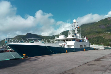 Archivo - Barco Pesquero en Seychelles