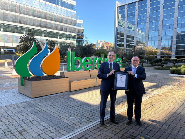Iberdrola, primera multinacional en España en certificar el uso corporativo de la IA generativa