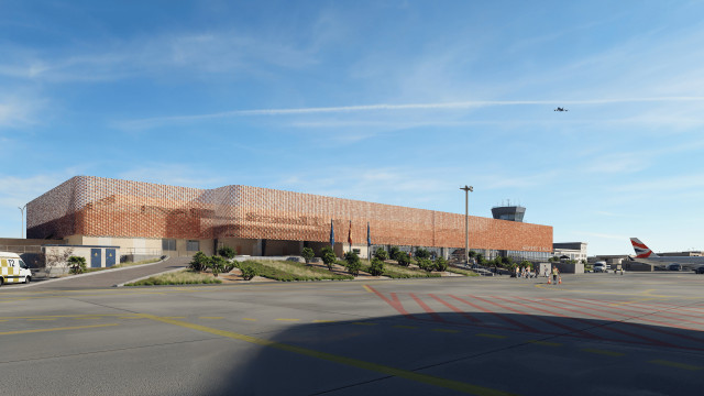 Pista lateral del aeropuerto de Melilla.