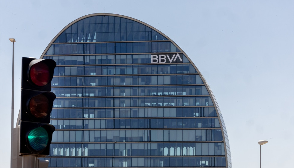 Archivo - (Foto de ARCHIVO) Fachada de la sede de BBVA, en Madrid (España)