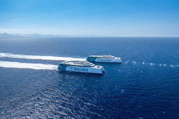 Archivo - Imagen de 'fast ferries' de Baleària.