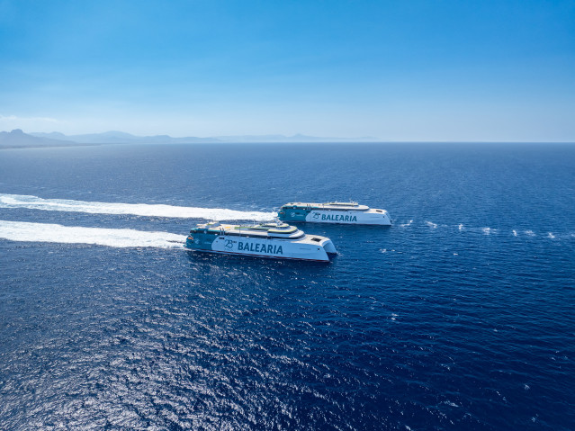 Archivo - Imagen de 'fast ferries' de Baleària.