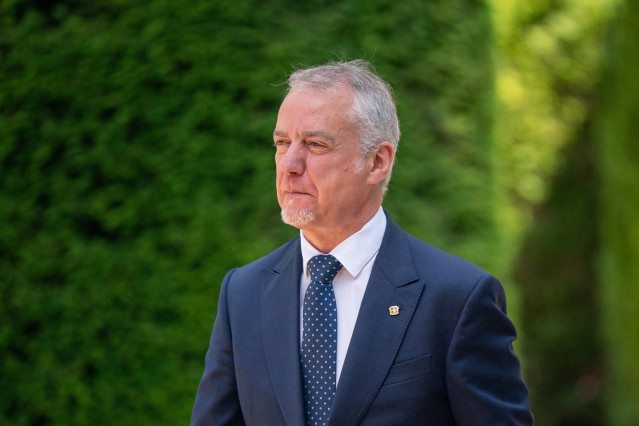 Archivo - El ex-Lehendakari, Íñigo Urkullu, durante un acto institucional de reconocimiento al primer Gobierno vasco tras la dictadura, en el Palacio de Ajuria Enea, a 16 de junio de 2025, en Vitoria-Gasteiz, Álava, País Vasco (España).