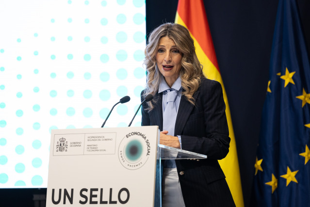 La vicepresidenta segunda y ministra de Trabajo y Economía Social, Yolanda Díaz, durante una rueda de prensa, en el Ministerio de Trabajo y Economía Social, a 19 de diciembre de 2025, en Madrid (España).