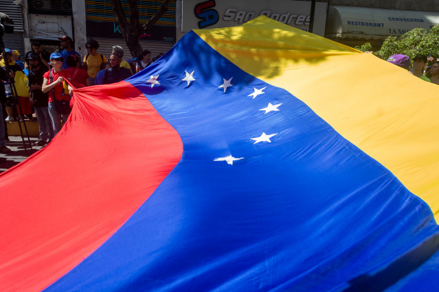 Archivo - Una bandera de Venezuela