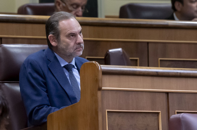 Archivo - El diputado del Grupo Mixto José Luis Ábalos, durante una sesión plenaria en el Congreso de los Diputados, a 11 de noviembre de 2025, en Madrid (España).