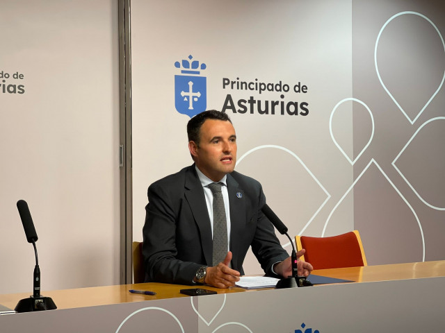 Archivo - El consejero de Hacienda del Principado de Asturias, Guillermo Peláez.