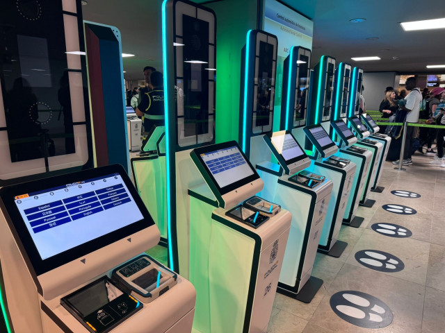 Archivo - Control fronterizo