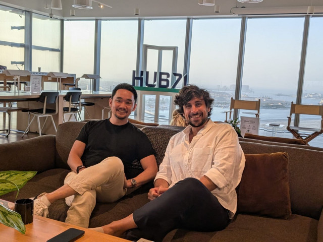 Archivo - El cofundador y presidente ejecutivo de eVoost AI, Koh Onozawa, y el cofundador y consejero delegado, Cristian G. Pastrana.