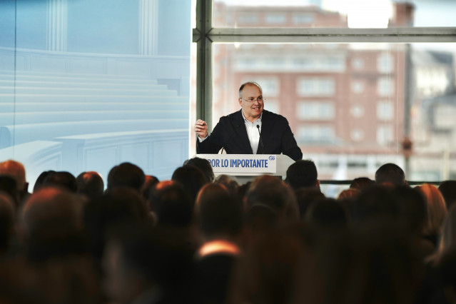 El secretario general del PP, Miguel Tellado, durante la apertura de la 28 Interparlamentaria del PP.