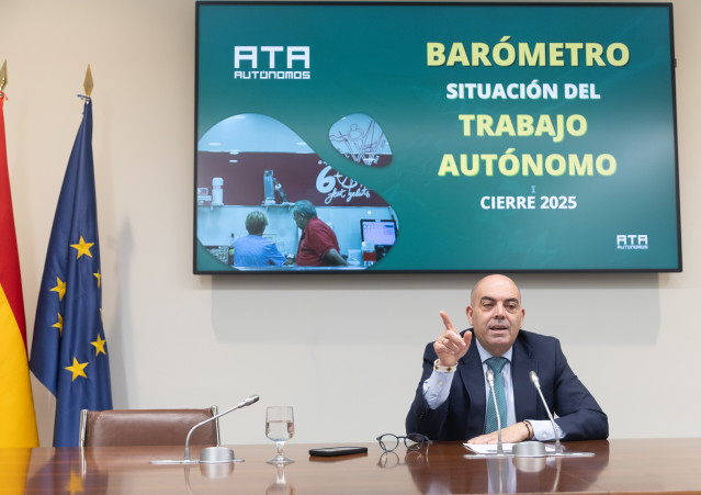 El presidente de ATA, Lorenzo Amor, durante una rueda de prensa, en la sede de la CEOE, a 12 de enero de 2026, en Madrid (España). Durante su comparecencia ha presentado el Barómetro de ATA correspondiente al cierre de 2025.