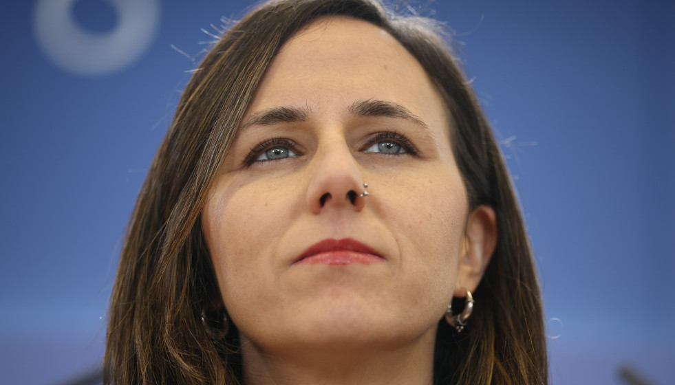 Archivo - La portavoz del grupo parlamentario de Podemos, Ione Belarra, durante una rueda de prensa en el Congreso de los Diputados, a 25 de noviembre de 2025, en Madrid (España).
