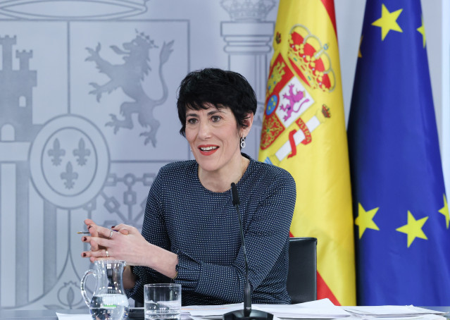 La ministra de Seguridad Social, Inclusión y Migraciones, y Portavoz del Gobierno, Elma Saiz, durante una rueda de prensa tras el Consejo de Ministros