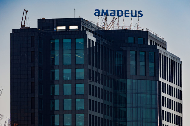 Archivo - Fachada de la sede de Amadeus en el edificio Herre, a 2 de marzo de 2023, en Madrid (España).