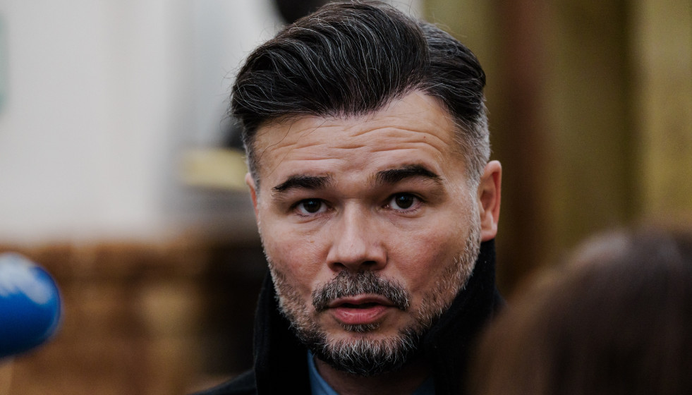 Archivo - El portavoz de ERC en el Congreso, Gabriel Rufián, durante una sesión plenaria, en el Congreso de los Diputados, a 9 de diciembre de 2025, en Madrid (España).