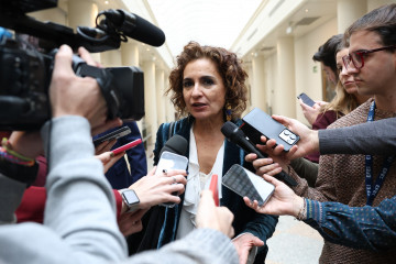 La vicepresidenta primera y ministra de Hacienda, María Jesús Montero, durante una sesión plenaria extraordinaria, en el Senado,a 15 de enero de 2026, en Madrid (España).