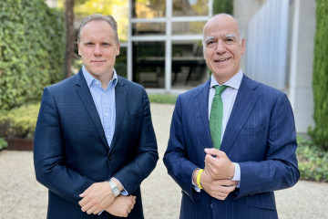 Archivo - Daniel Lacalle, economista jefe de Tressis, y José Miguel Maté, consejero delegado de Tressis.