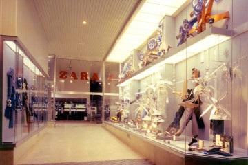 Archivo - Tienda de Zara 1975
