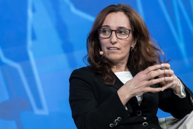 La ministra de Sanidad, Mónica García, durante la primera jornada de la XVI edición del Spain Investors Day (SID), en el Hotel Four Seasons, a 14 de enero de 2026, en Madrid (España).