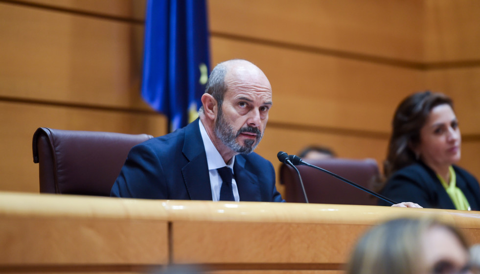 Archivo - El presidente del Senado, Pedro Rollán, durante una sesión de control al Gobierno, en el Senado, a 16 de diciembre de 2025, en Madrid (España).