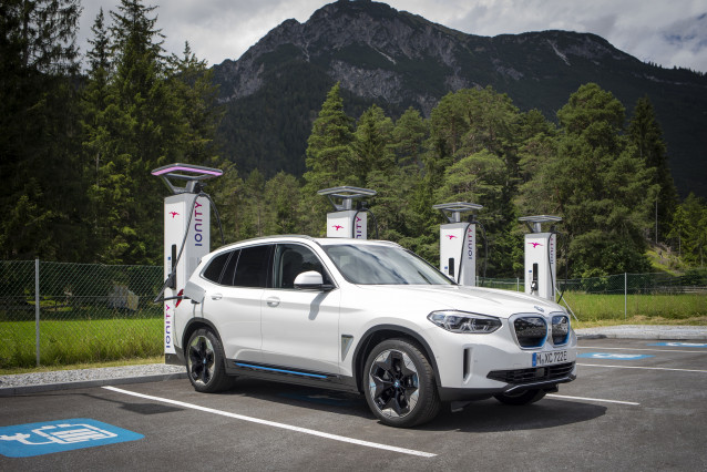 Archivo - El grupo BMW superó las 68.800 ventas en España (+4,2%) y espera crecer en 2026 por la electrificación