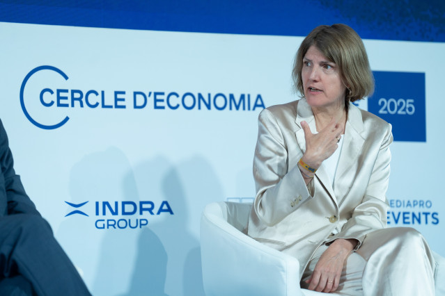Archivo - La presidenta de la Plataforma de la UE sobre Finanzas Sostenibles, Helena Viñes, interviene en una jornada del Cercle d'Economia, en el Palau de Congresos de Cataluña, a 7 de mayo de 2025, en Barcelona, Catalunya (España).