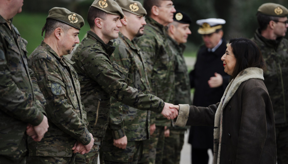 La ministra de Defensa, Margarita Robles, visita al personal ucraniano que se instruye en el marco de la Operación EUMAM-UA, en la Academia de Infantería, a 21 de enero de 2026, en Toledo,  Castilla