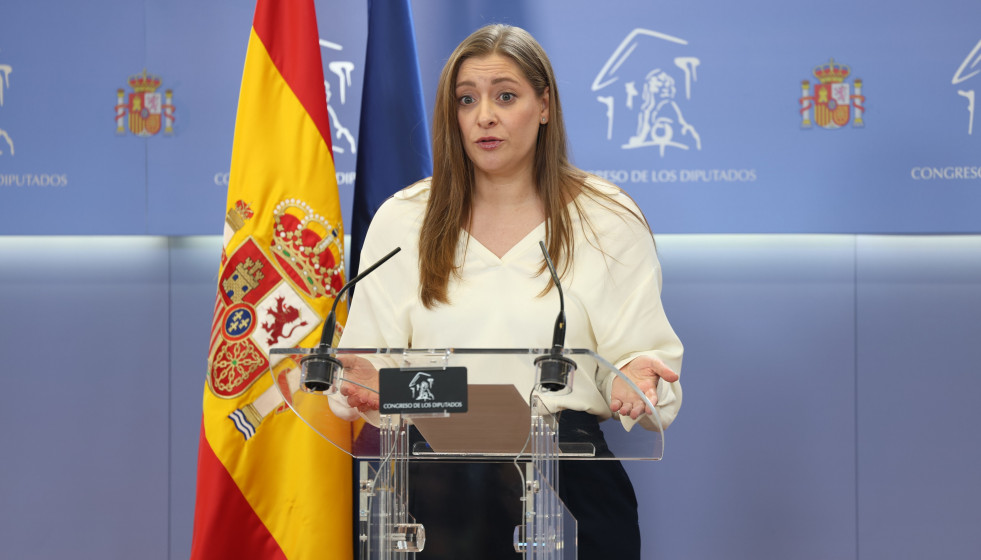 Archivo - La portavoz del PP en el Congreso, Ester Muñoz, durante una rueda de prensa, en el Congreso de los Diputados, a 9 de diciembre de 2025, en Madrid (España).