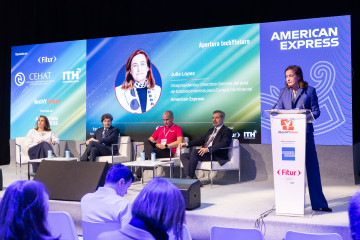 FiturTechy reúne al sector en su segundo día de Fitur 2026 para aplicar sostenibilidad e IA al turismo.