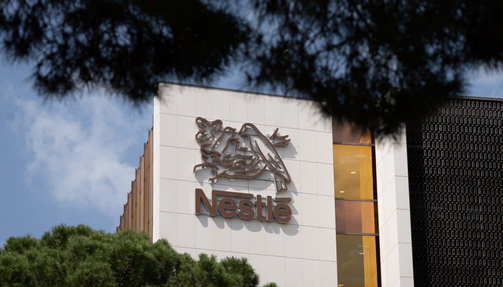 Archivo - Fachada de la sede de Nestlé España, en Esplugues de Llobregat, Barcelona, Cataluña (España)