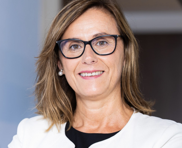 Archivo - La directora general MicroBank, Cristina González.