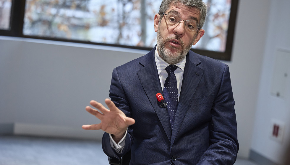 Archivo - El vicesecretario de Economía del PP, Alberto Nadal, durante una entrevista para Europa Press, en la sede del Partido Popular, a 23 de diciembre de 2025, en Madrid (España).