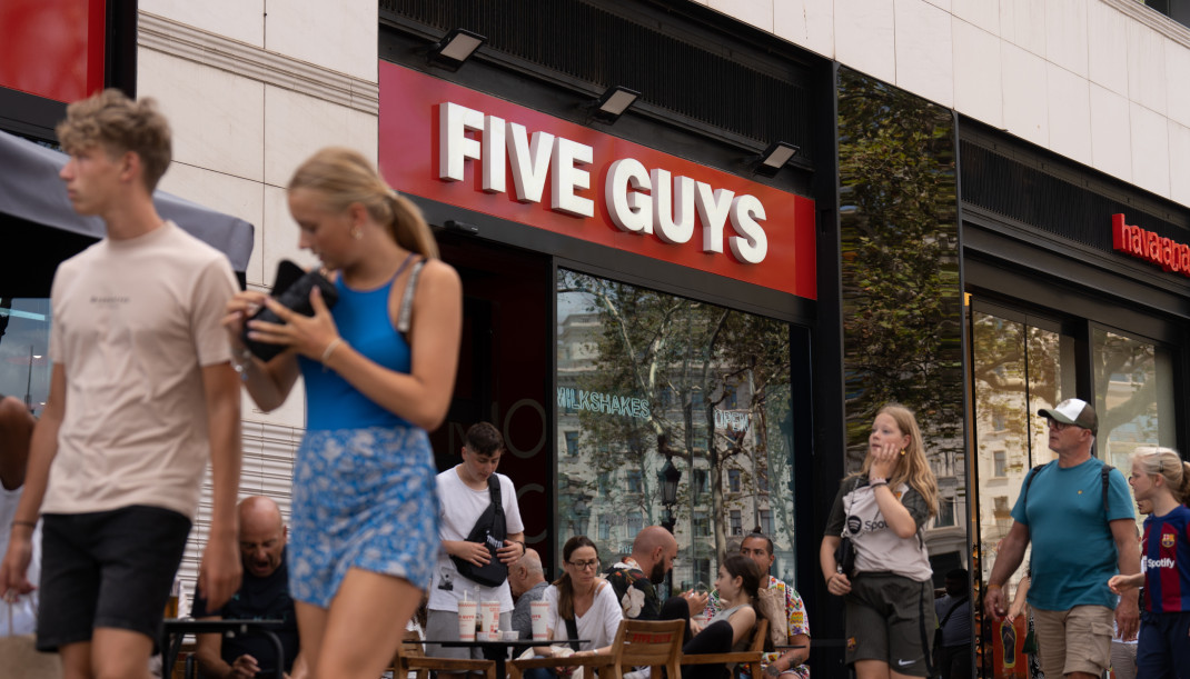 Archivo - Un restaurante de la franquicia Five Guys en Barcelona