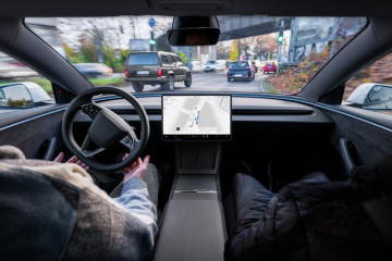 Tesla iniciará en España las primeras pruebas del sistema de conducción 'Full Self-Driving' supervisado
