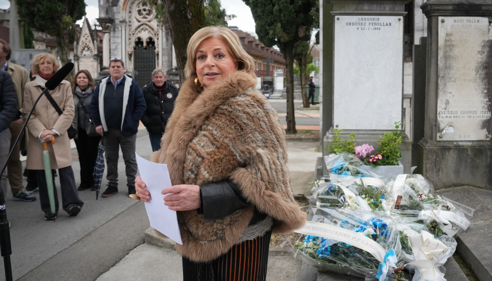Archivo - La presidenta de Covite y hermana de Gregorio Ordóñez, Consuelo Ordóñez, durante el homenaje a Gregorio Ordóñez