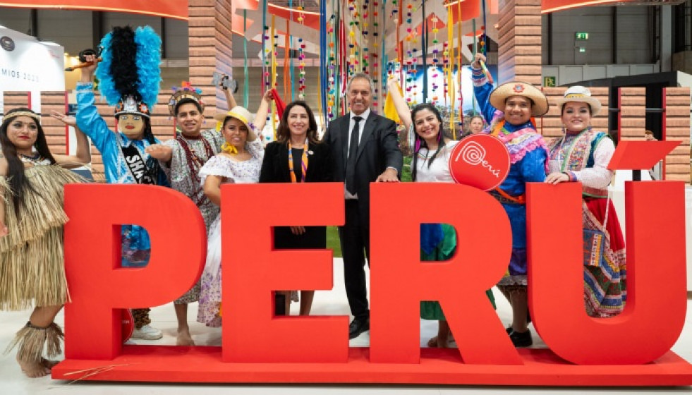 Perú y Argentina suscriben una declaración conjunta para fortalecer la cooperación bilateral turística.