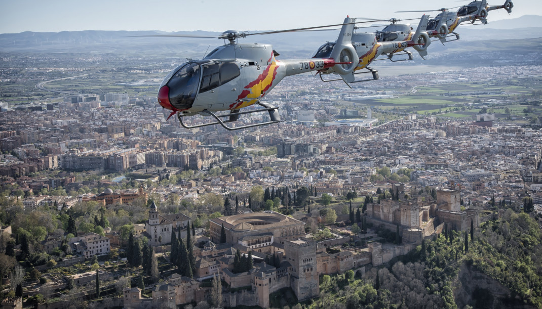 Archivo - Los Eurocopter EC-120 'Colibrí' del Ejército del Aire que conmemorarán el vuelo del Plus Ultra en Brasil, Uruguay y Argentina.