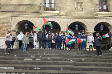 Concentración de Izquierda Unida-Movimiento Sumar este sábado en Monzón en apoyo a Palestina.