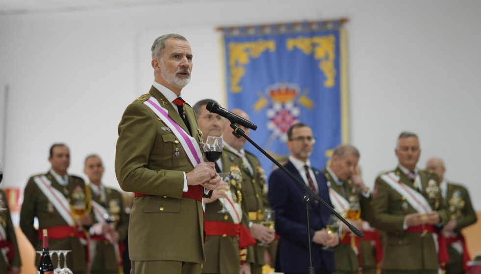 EuropaPress 7241017 rey felipe vi vino honor presidir sabado jura bandera soldados centro