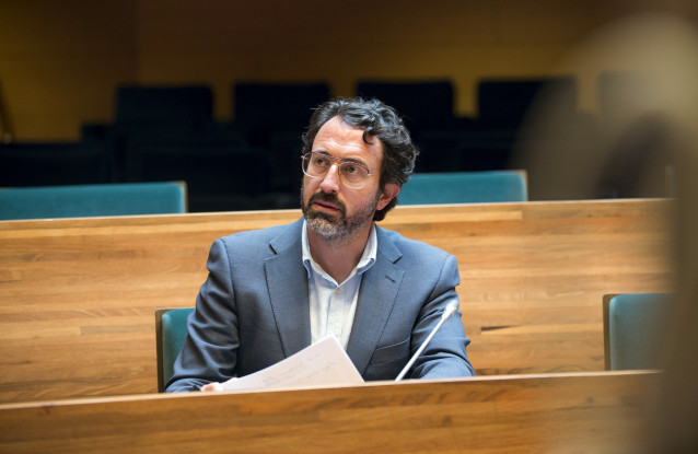 Archivo - El secretario de Organización del PSPV-PSOE, Vicent Mascarell, en una imagen de archivo.