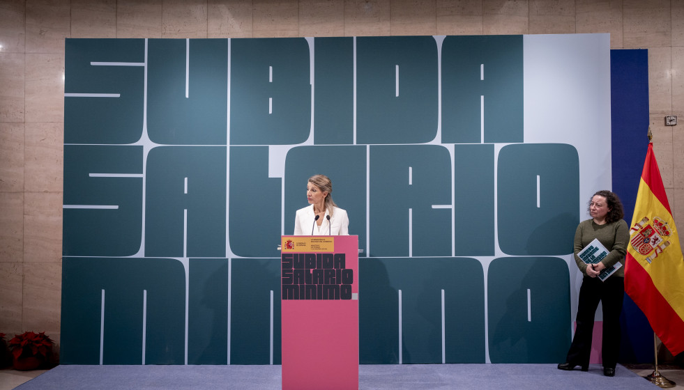 Archivo - La vicepresidenta segunda y ministra de Trabajo y Economía Social, Yolanda Díaz, durante la presentación del IV Informe de la Comisión Asesora para actualizar el SMI de 2026