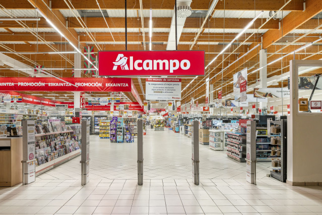 Tienda reformada de Alcampo en Euskadi.